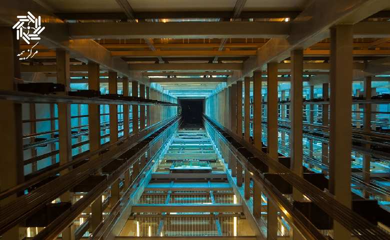 آسانسور چگونه سقوط می کند؟